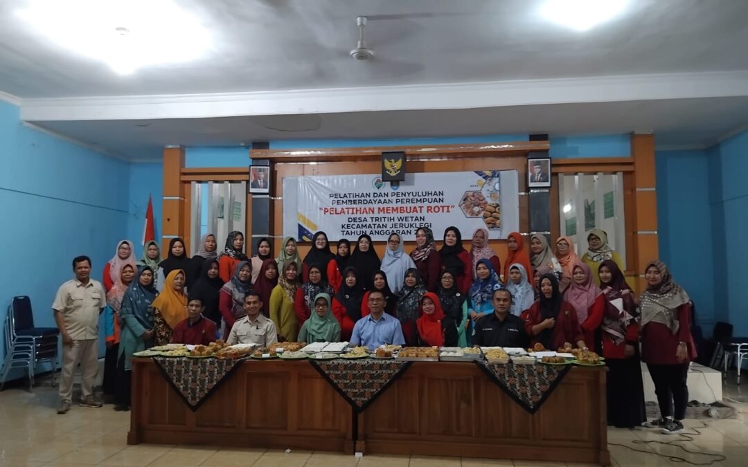 BAKING DEMO PEMBERDAYAAN PEREMPUAN DESA TRITIH WETAN  CILACAP UTARA