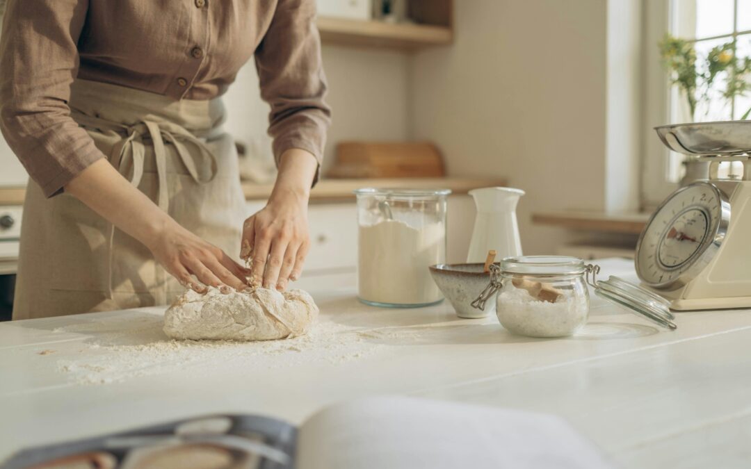 Mengapa Adonan Roti Harus Diadon Hingga Kalis Elastis?