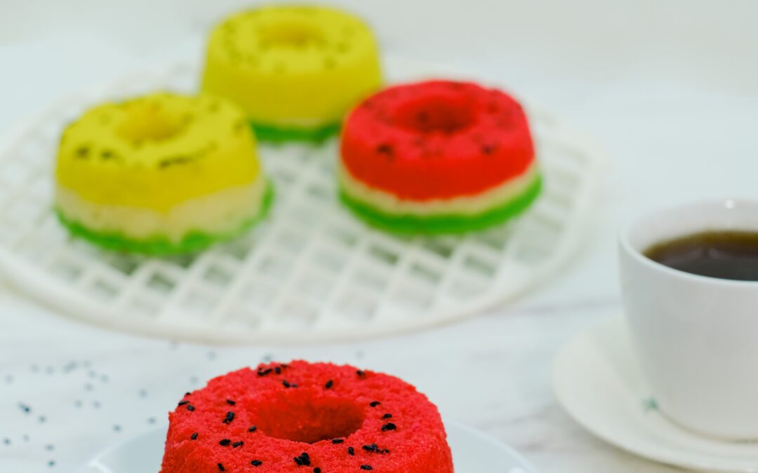 DOUGHNUT WATER MELON STEAM CAKE