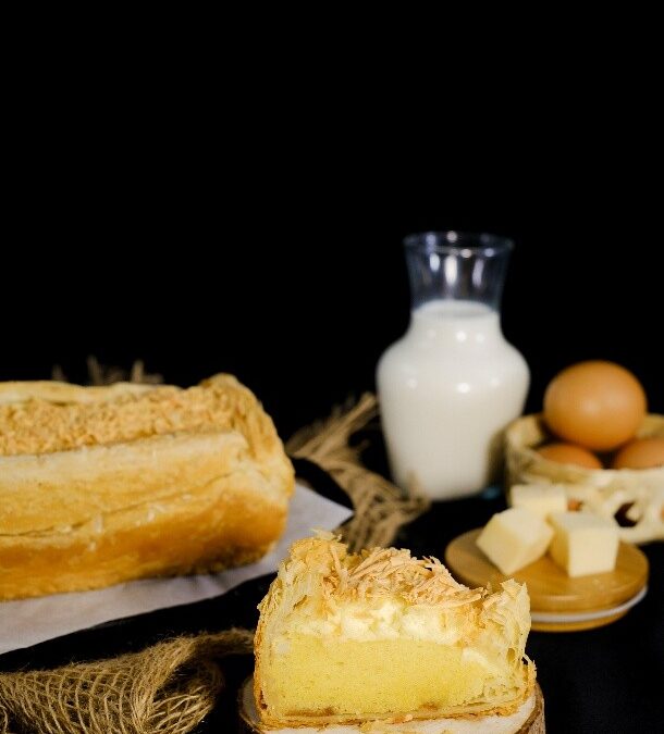 CHEESE CROWN PUFF CAKE