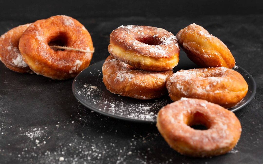 Mengenal Oliebollen, Donat Belanda yang Mirip Odading