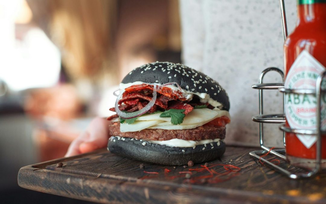 Sejarah Burger di Indonesia: Kapan Pertama Kali Masuk ke Dalam Negeri?